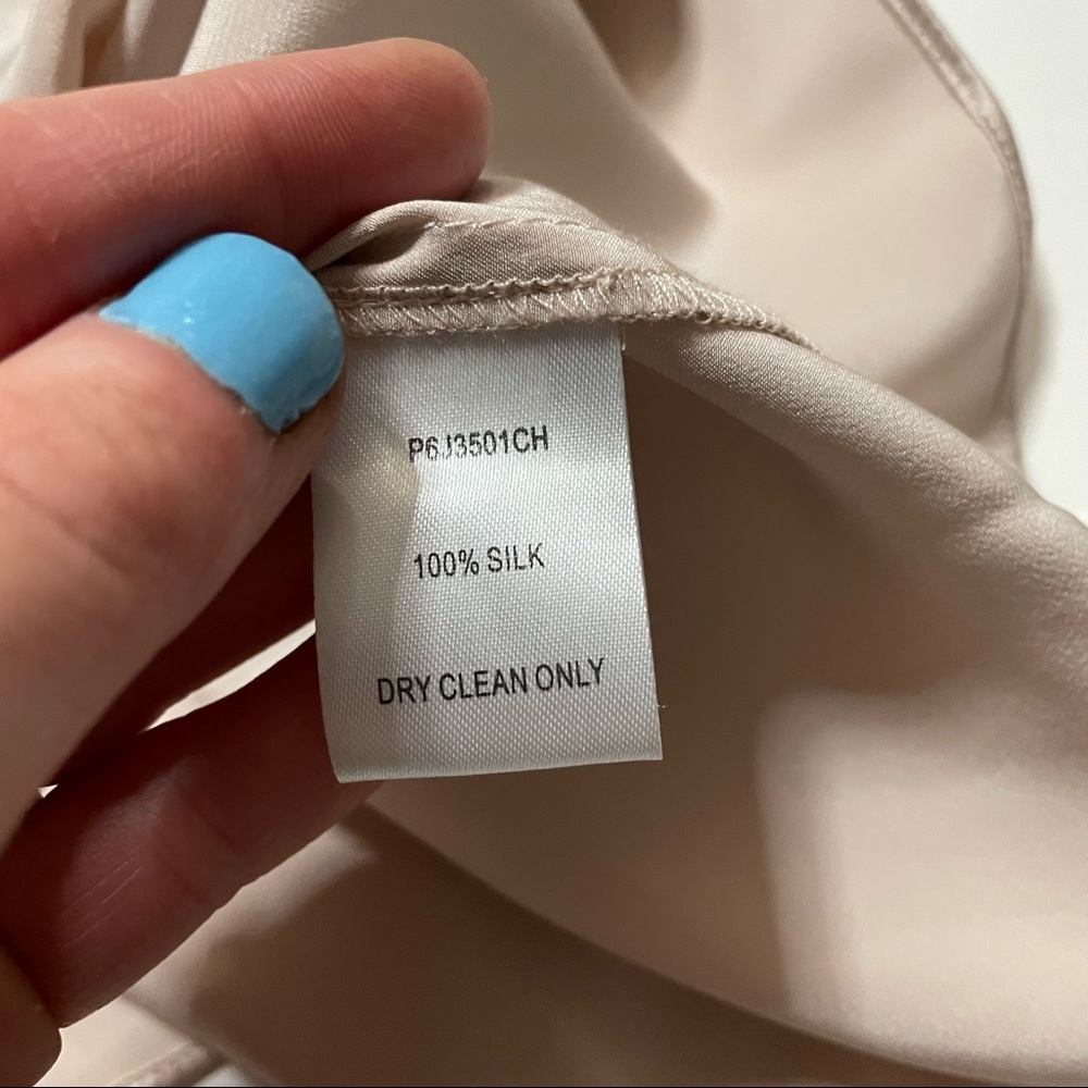 Parker 100% Silk Cutout Peekaboo Neckline Front & Back Pale Pink Size Large - Picture 3 of 8